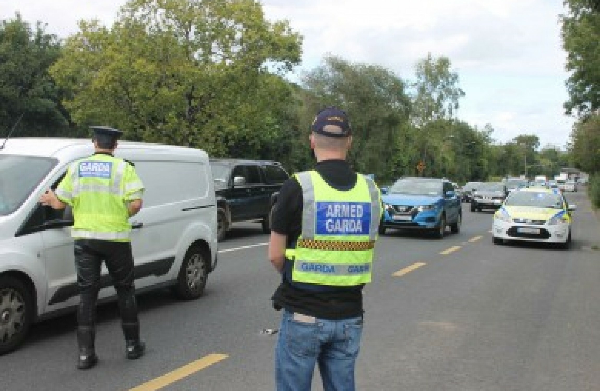 Gardaí warn elderly people to be vigilant of rogue traders operating this Christmas period - Vimarsana News
