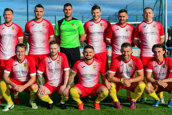 Ex-Nottingham Forest defender takes local club to the promised land after being given 48 hours to live - Vimarsana News