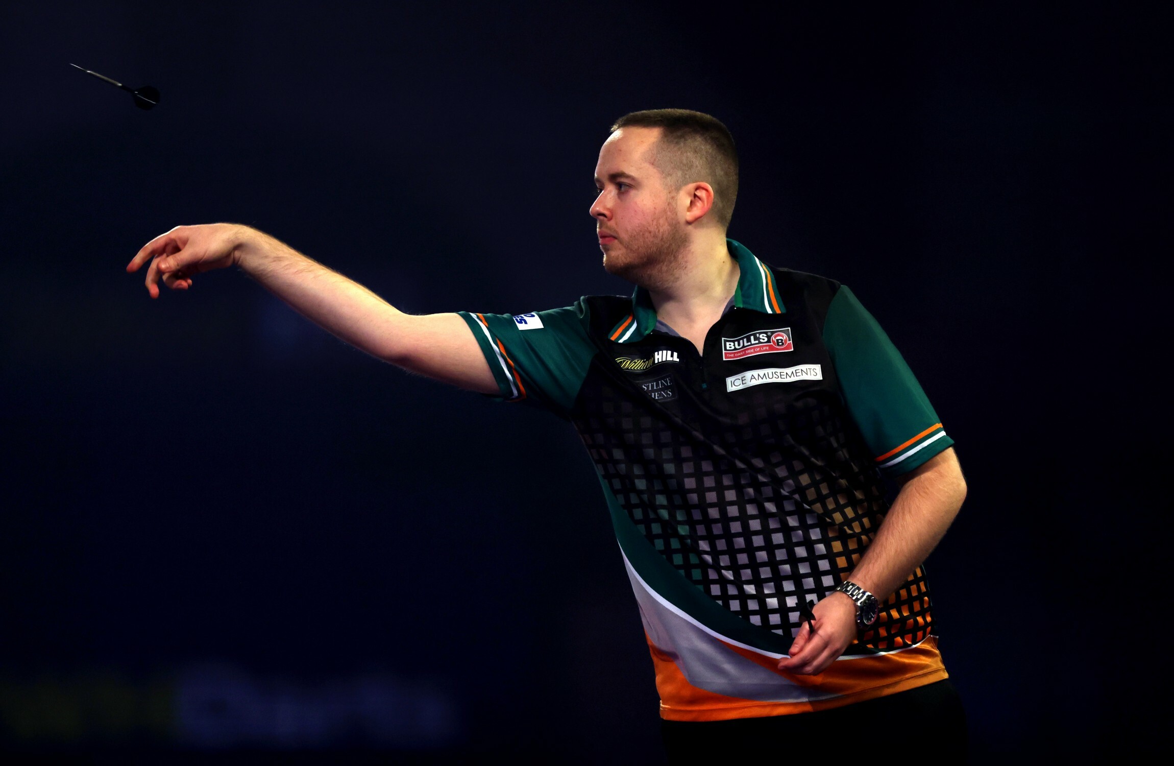 Carlow native Lennon progresses to second round of World Darts Championship - Vimarsana News