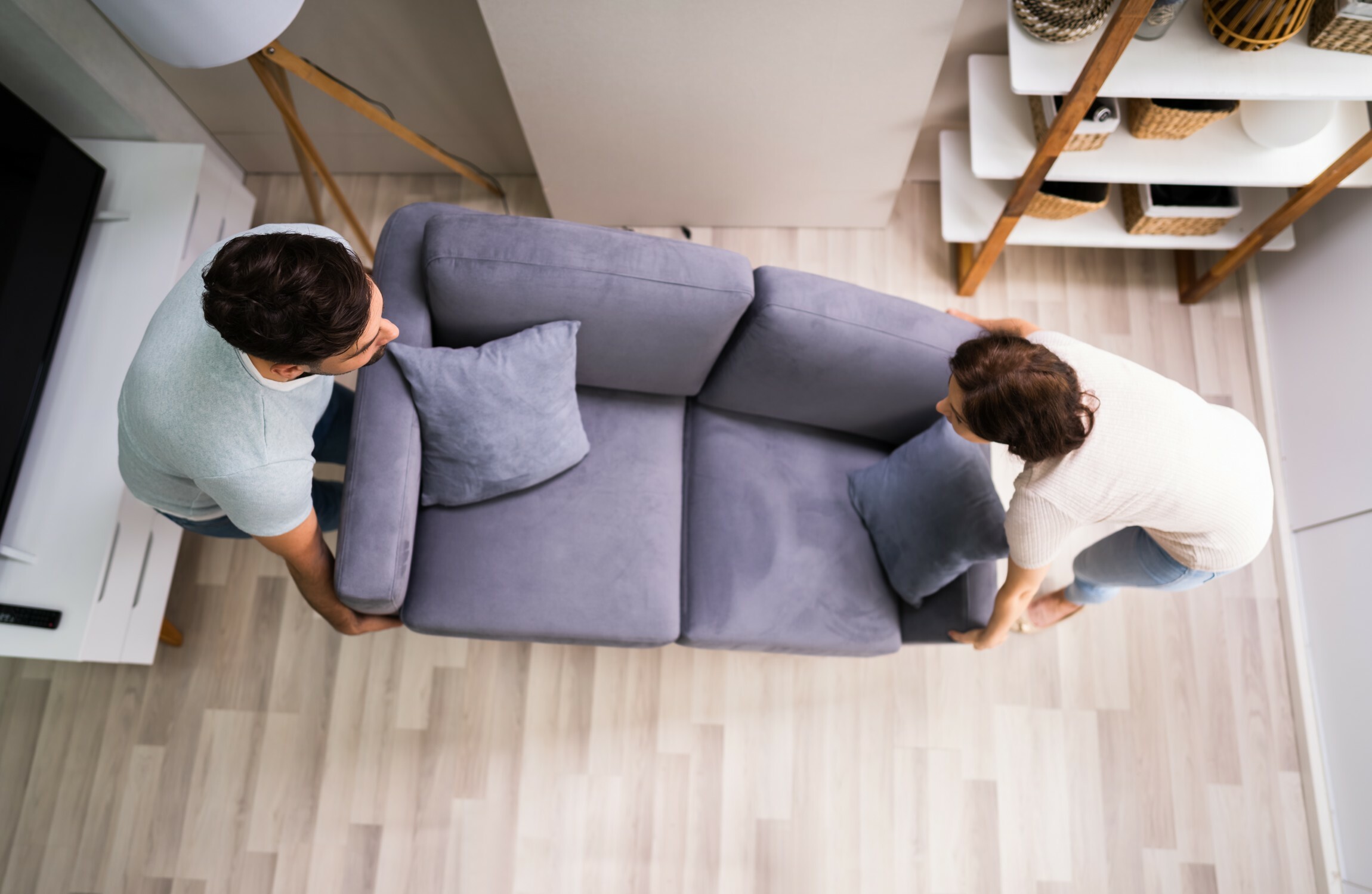 How do I decorate on a small budget? Your home design questions, answered by an expert - Vimarsana News