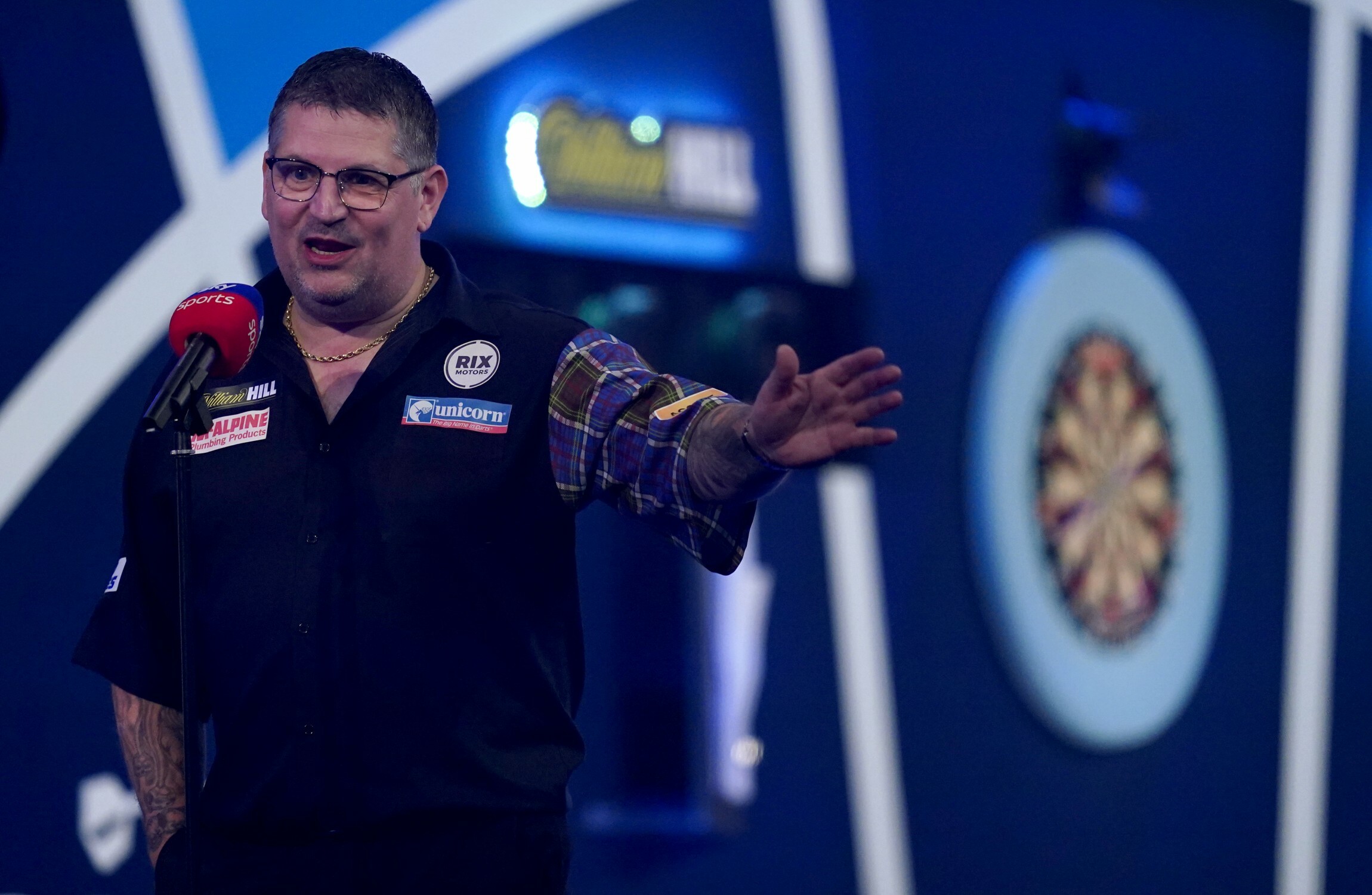 Gary Anderson beats Dirk Van Duijvenbode to reach World Championship semis - Vimarsana News
