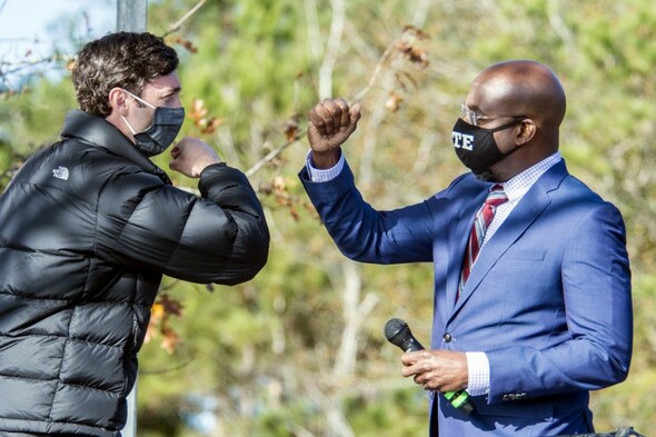 Democrat Raphael Warnock wins first of two crunch Georgia Senate runoffs - Vimarsana News