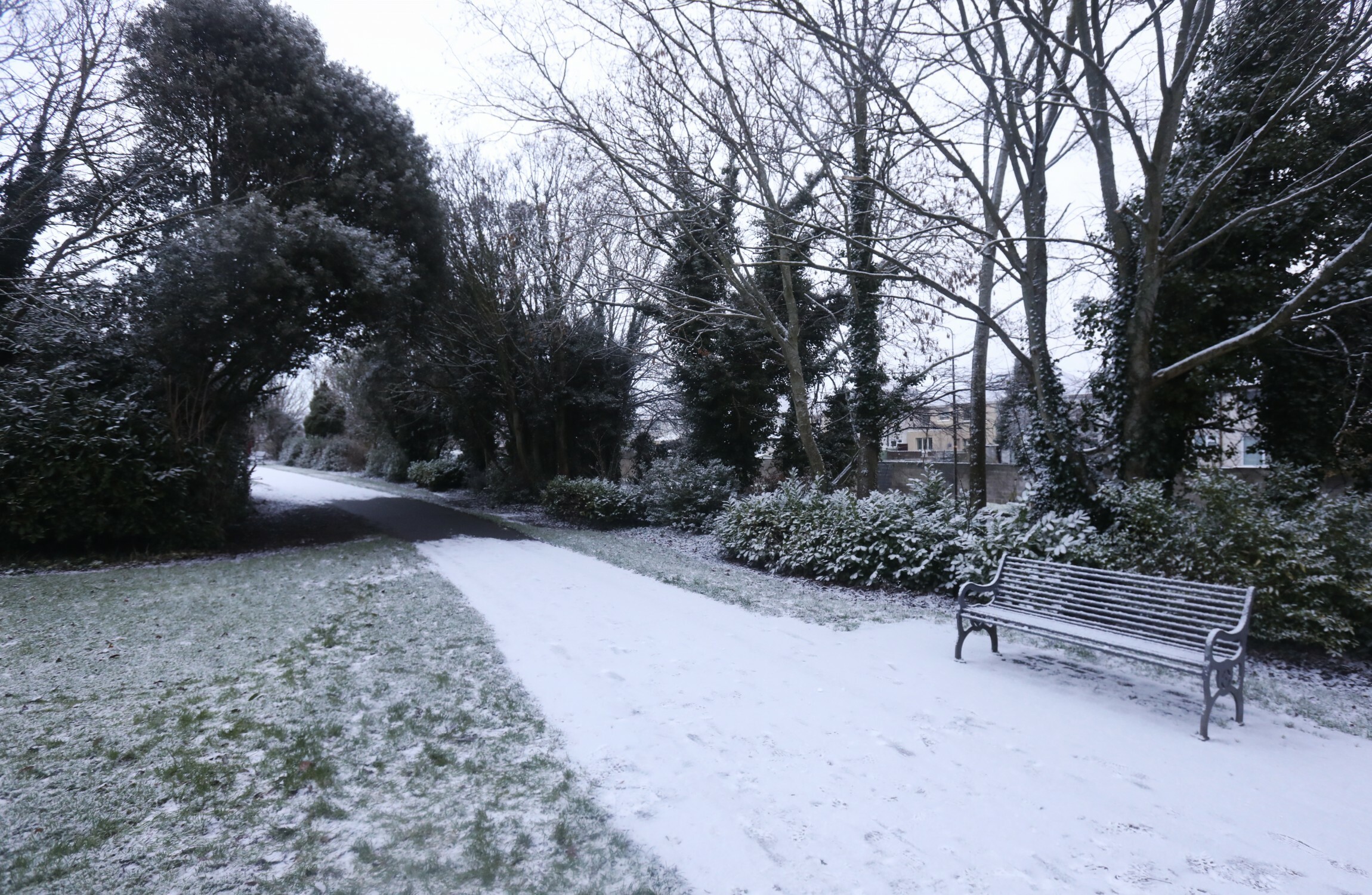 Warning of treacherous conditions on roads on a very cold, wintry morning around the country - Vimarsana News