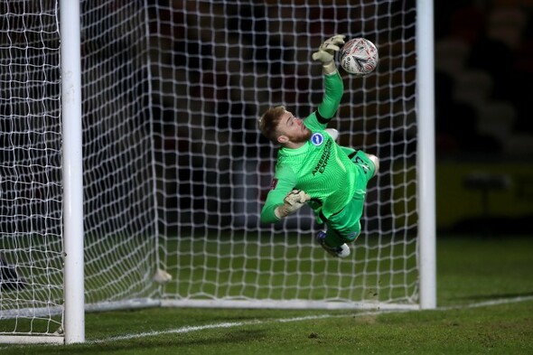 Steele goes from zero to hero as Brighton need penalties to beat League Two Newport - Vimarsana News