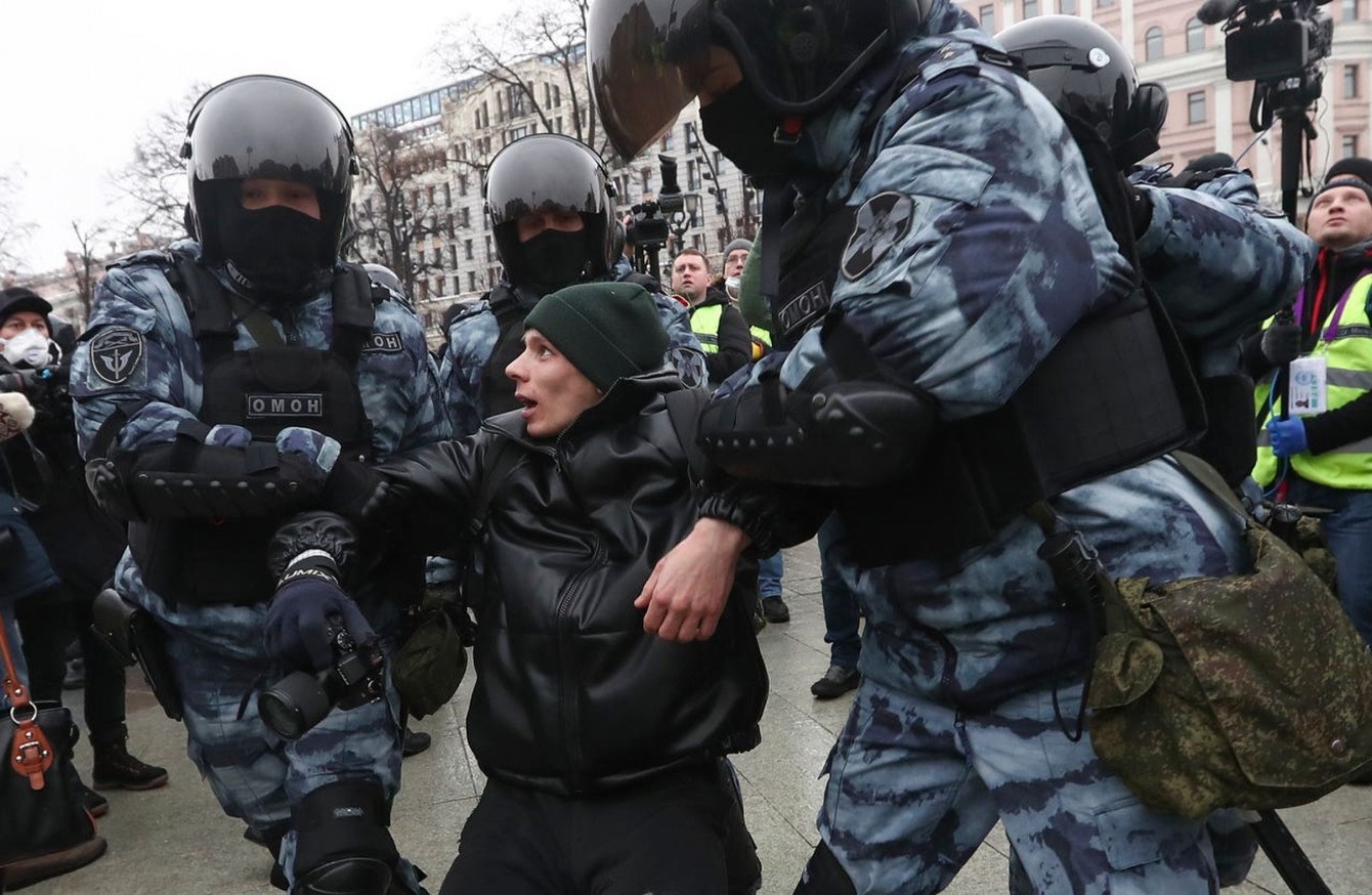 Kremlin Accuses Us Of Meddling After 3 500 Protesters Detained