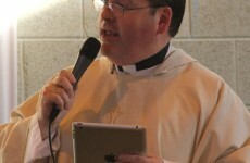 Growing number of 'iPRIESTS' now using ipads on altar