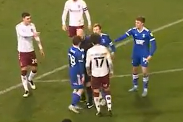 'No need for the apology' - Alan Judge has no qualms with referee following on-field confrontation - Vimarsana News