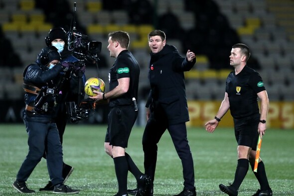 Steven Gerrard sent off at half time of Rangers' victory over Livingston - Vimarsana News