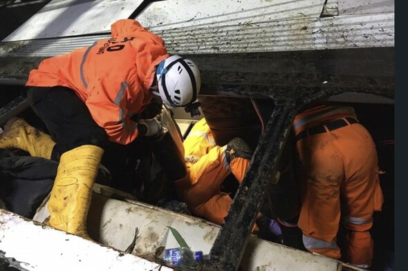 At least 27 people dead after bus filled with tourists plunges into Indonesia ravine - Vimarsana News
