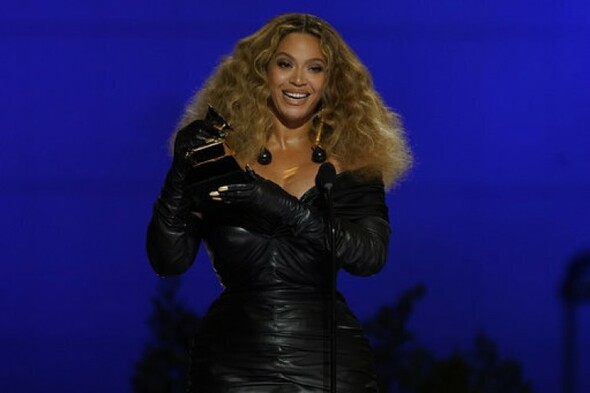 Beyoncé makes history at the Grammys as Irish rockers Fontaines D.C. miss out - Vimarsana News