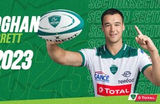 21-year-old Irish wing Barrett earns new contract with Top 14 club Pau