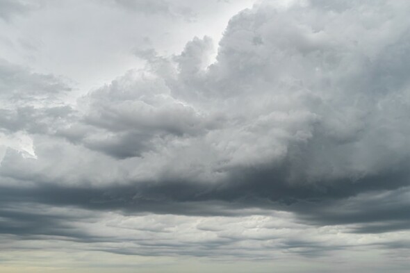 Clouds and drizzle ahead for next few days as temperatures stay cool - Vimarsana News