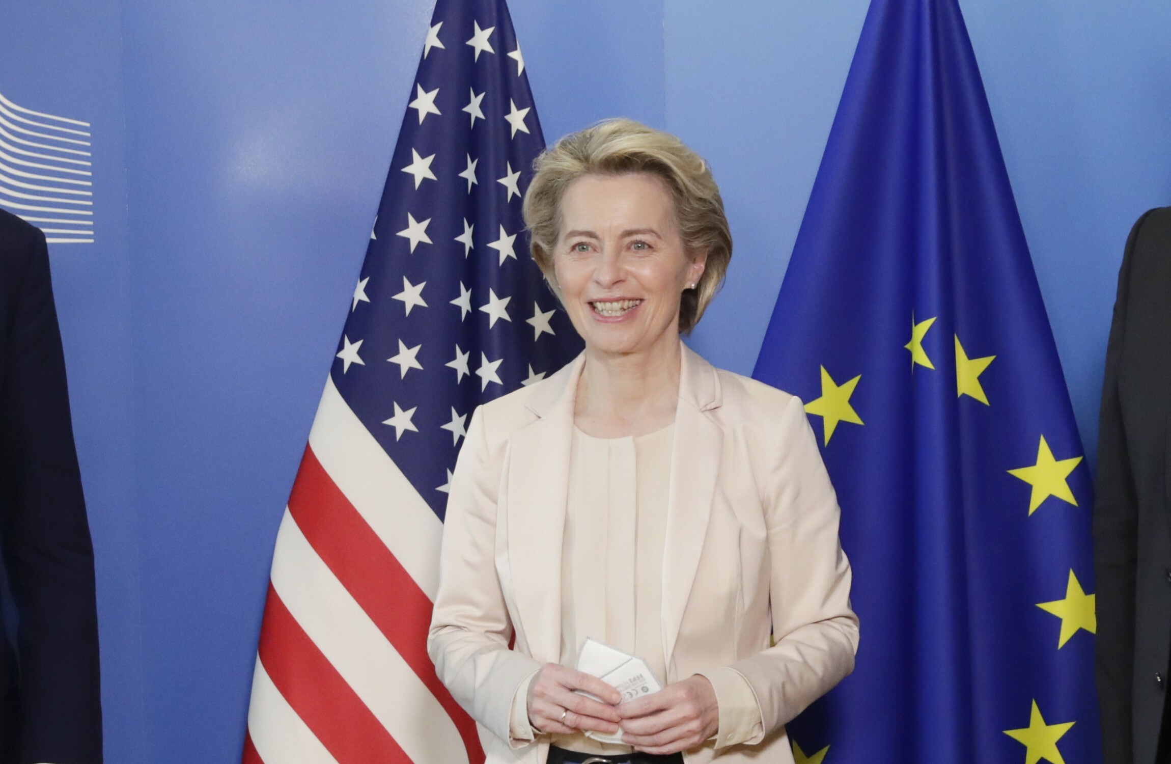 Ursula von der Leyen says fully vaccinated US tourists will be able to visit the EU - Vimarsana News