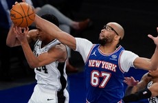 New York Knicks keep pressure on with win over San Antonio Spurs