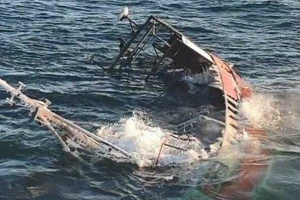 Four men rescued after fishing boat goes on fire off Old Head of Kinsale - Vimarsana News