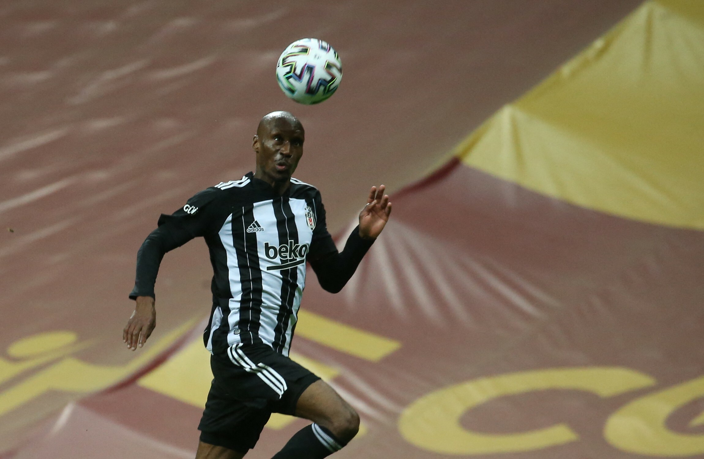Besiktas win thrilling Turkish title race on goal difference - Vimarsana News