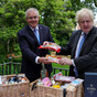 Hailed by Brexiteers, loathed by farmers — Just how big a deal is the UK's new Australian free trade agreement?