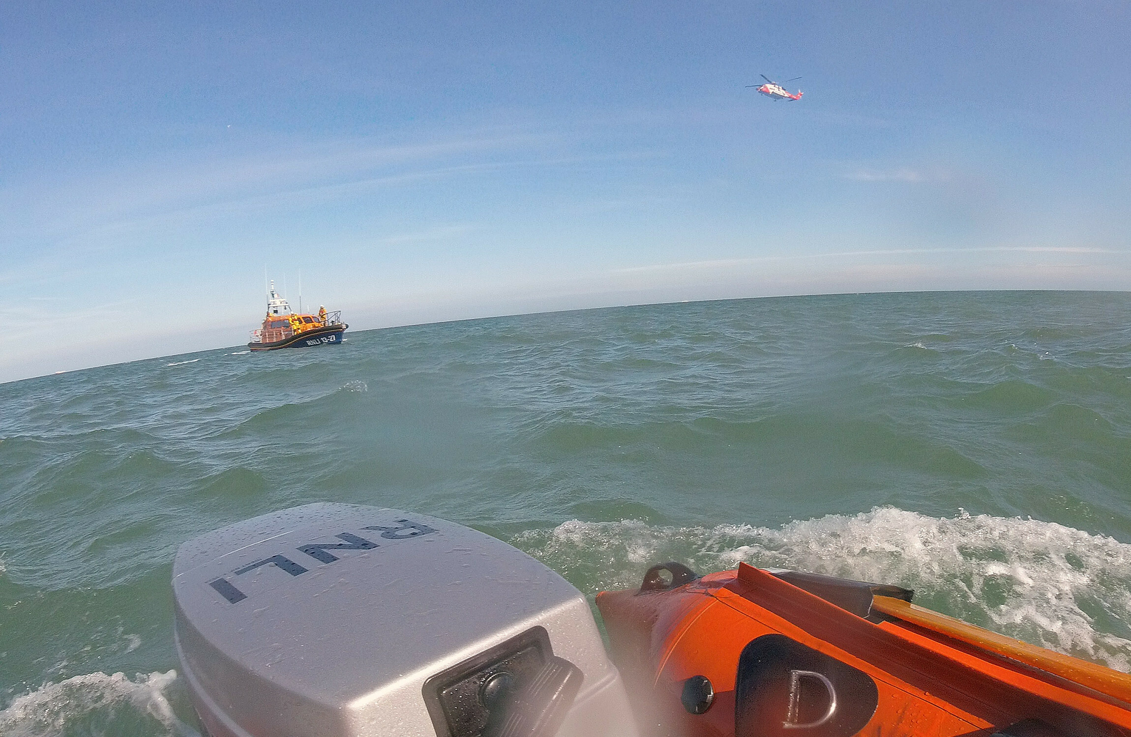 Four people rescued by the Coastguard and RNLI off the coast of Wicklow - Vimarsana News