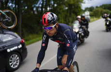Geraint Thomas dislocates shoulder in Tour de France fall