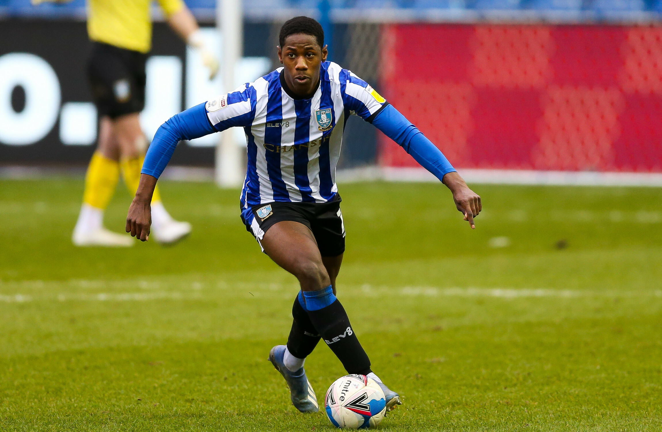 Celtic sign 20-year-old defender Osaze Urhoghide from Sheffield Wednesday - Vimarsana News