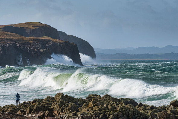 Coastguard issues sea warning as Status Yellow wind notice in place for five counties - Vimarsana News