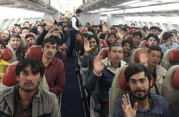 No, images of refugees do not show there were 'just men' on planes leaving  Afghanistan – Angola News