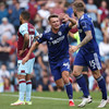 Bamford strikes late to earn Leeds a point at Burnley