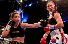 Katie Taylor dominates Jennifer Han from pillar to post to defend undisputed crown