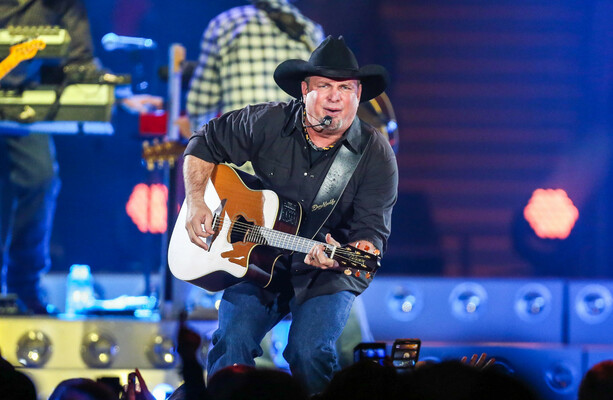 Gerry Brooks Tour Schedule 2022 Garth Brooks Saga: Three Croke Park Concerts Approved For 2022,  Applications In For Two More