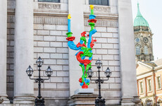 Five-metre-tall sculpture inspired by Dublin Castle Scandal unveiled outside City Hall