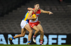 Colin O'Riordan extends stay with Sydney Swans