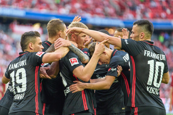 Frankfurt hand Nagelsmann first defeat as Bayern boss as Leverkusen pull level at the top - Vimarsana News