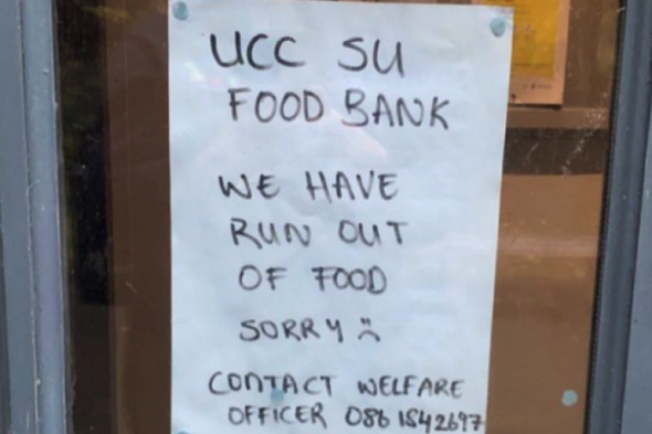 Colleges around the country say that some students are having to rely on food banks to get by - Vimarsana News