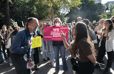 Texas clinic resumes providing abortions after judge blocks law