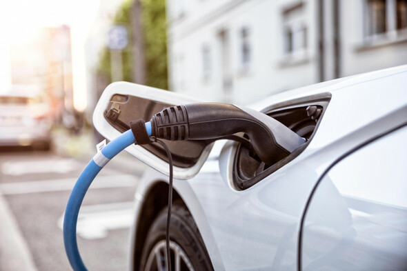 Electric cars 'not yet affordable' for many as Ireland pushes for a million on the road by 2030 - Vimarsana News