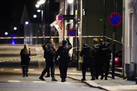 Police investigating following the incident in Kongsberg, Norway