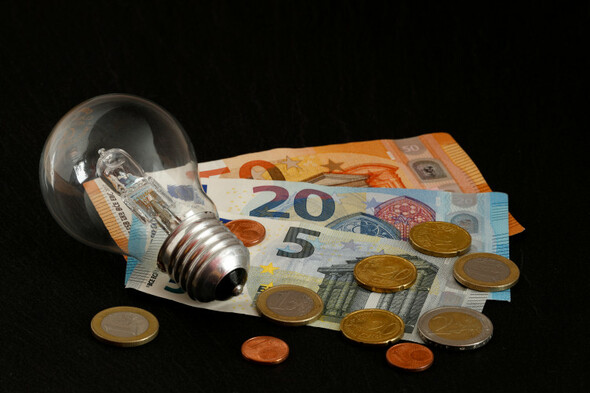 Opinion: Rising energy costs this winter are now a major concern for low-income households - Vimarsana News