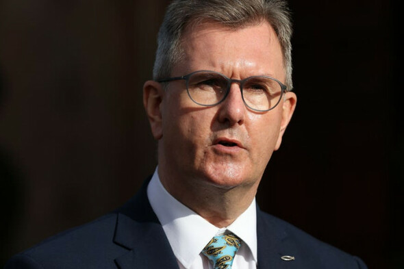 DUP leader threatens early Stormont election if UK government doesn't make progress on protocol - Vimarsana News