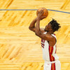 Butler nets 32 points as Heat roll over Hornets, James makes strong return for Lakers