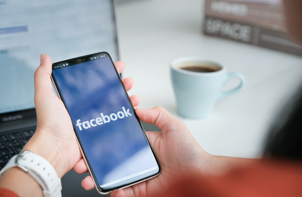 Facebook прекращает распознавание лиц из-за проблем с конфиденциальностью · TheJournal.ie