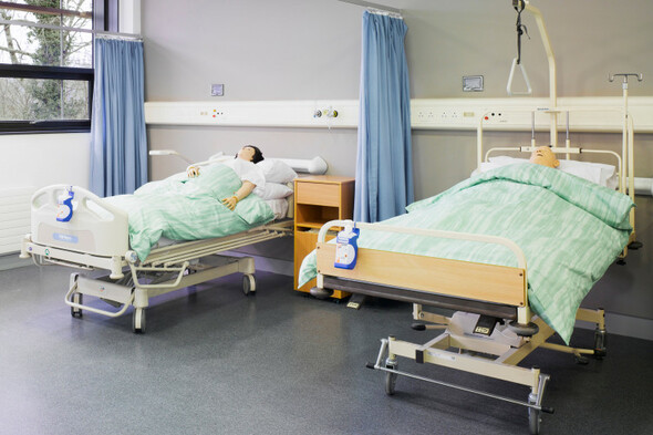 'A slap in the face': Backlash to HSE memo asking consultants to agree to unfinished contract - Vimarsana News