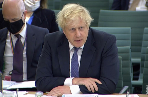 Boris Johnson endure une journée de questions sur les rangs de la corruption à Westminster