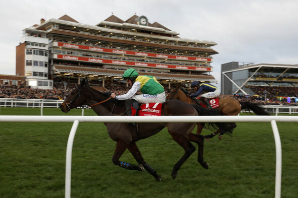 Cloudy Glen claims Ladbrokes Trophy gold - Vimarsana News