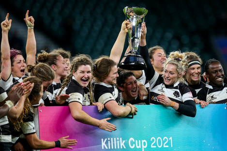 Celebrations as Ciara Griffin and the Barbarians lift the silverware.