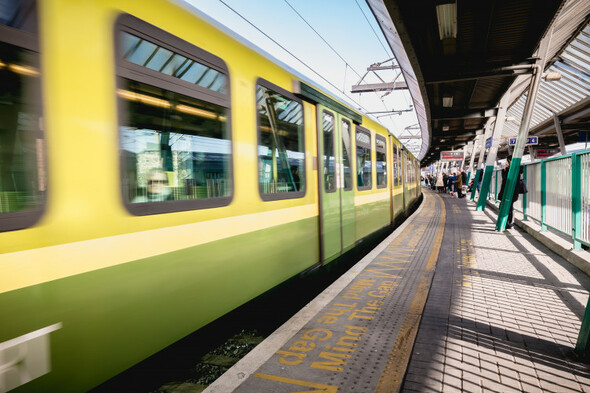 Late night train and Dart services to run from Friday for the festive season - Vimarsana News