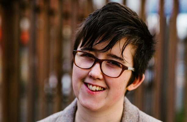 Inspections de police d’une société de production à Paris dans le cadre de l’enquête sur le meurtre de Lyra McKee