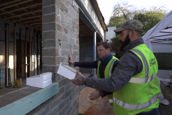 'There's a serious opportunity here': Meet the builder learning new skills for the green economy - Vimarsana News