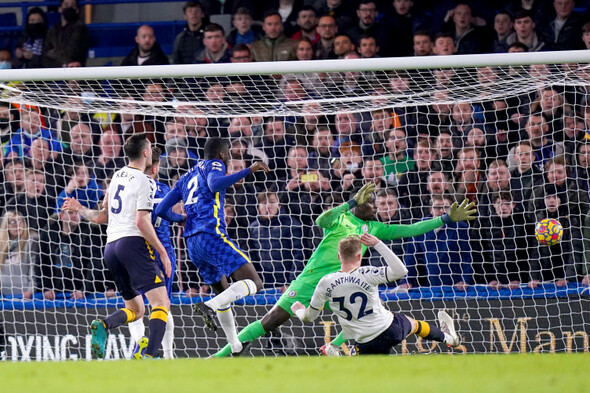 Rafa comes back to haunt former club as Chelsea lose further ground on title rivals - Vimarsana News