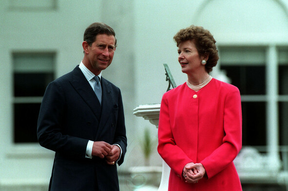 Her mother was 'dying to go' to Ireland after Prince Charles in 1995 but the queen said 'not just yet' - Vimarsana News