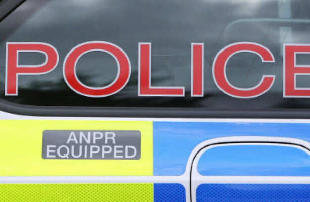 Plus de 50 pompiers ont assisté à un incendie majeur sur les quais de Belfast